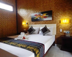 Hotel Made Taro - Menjangan Homestay (Balige, Indonezija)