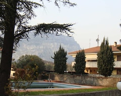 Khách sạn Elisabetta (Nago Torbole, Ý)