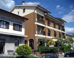 Otel Posta (Duino-Aurisina, İtalya)