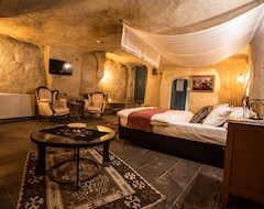 Magical Cave Hotel (Uçhisar, Turkey)