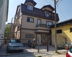 Koko talo/asunto Emma Apartments (Bitola, Pohjois-Makedonia)