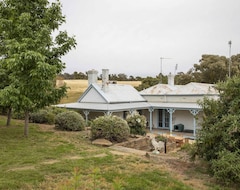 Toàn bộ căn nhà/căn hộ Charter Farm - Your Happy Hamlet On 300 Acres (Chewton, Úc)
