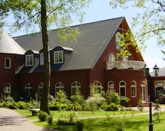 Hotel Waldschlösschen (Crivitz, Germany)