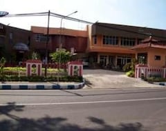 Otel Tampiarto (Probolinggo, Endonezya)
