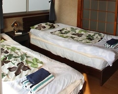Hotel Jizo House (Kyoto, Japan)