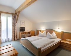 Hotel Badmeister (Flattach, Austria)