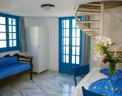 Khách sạn Semprou Rooms (Perissa, Hy Lạp)