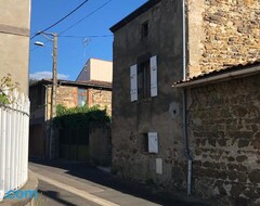 Cijela kuća/apartman La Maisonnette Auvergnate (Vertaizon, Francuska)