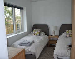 Hotel Cosy, Comfy Cottage Near Glorious Beaches! (King's Lynn, Reino Unido)