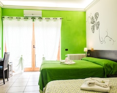 Hotel Guest House Park (Valmontone, Italy)