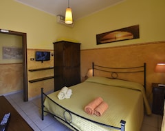 Hotelli Cerdena Rooms (Cagliari, Italia)