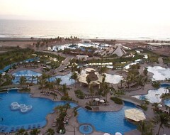 Hotel Luxurious Beachfront Resort - Grand Mayan Los Cabos (San Jose del Cabo, Mexico)