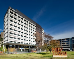 Mantra MacArthur Hotel (Canberra, Australia)