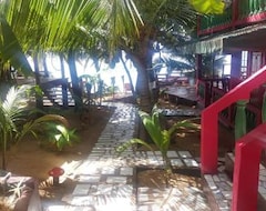 Las Palmeras Oceanfront Hotel (Corn Islands, Nikaragva)