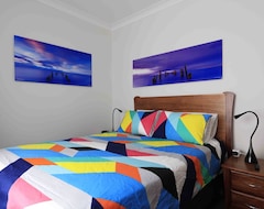 Koko talo/asunto Luxury Home with Beach House feel (Brisbane, Australia)