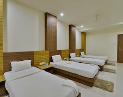 Meghdoot Hotel & Resort (Ujjain, Hindistan)