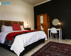 Toàn bộ căn nhà/căn hộ Voetpad Cottage (Graaff-Reinet, Nam Phi)