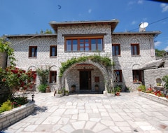 Vikos Hotel (Monodendri, Greece)