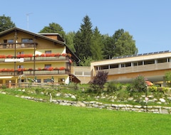 Khách sạn Hotel Dunza (Bürserberg, Áo)