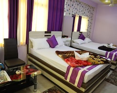 Hotel S.t. Apple (Digha, India)