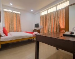 Oyo 33464 Hotel Highwinds Lakeside (Shillong, India)