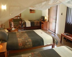 Khách sạn Kubu Safari Lodge (Kruger National Park, Nam Phi)