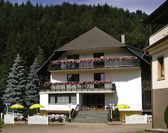 Nhà trọ Gasthof Krone (Schuttertal, Đức)