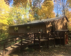 Entire House / Apartment Vacation Home On The Betsie River (Thompsonville, USA)