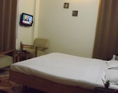 Khách sạn Kasauli Inn (Kasauli, Ấn Độ)