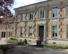 Toàn bộ căn nhà/căn hộ Demeure Du Chapitre Chambres Dhotes De Charme (Louzac-Saint-André, Pháp)