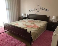 Nhà trọ Guest Rooms Profirov (Zlatograd, Bun-ga-ri)