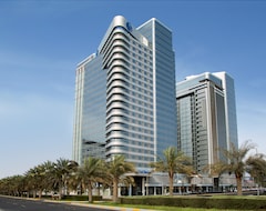 فندق بيرل روتانا كابيتال سنتر (أبو ظبي, الإمارات العربية المتحدة)