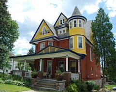 Bed & Breakfast A Moment in Time Bed and Breakfast (Thác Niagara, Canada)