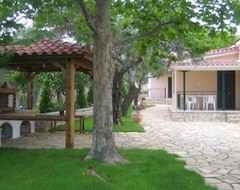 Tüm Ev/Apart Daire Villa Natasa (Chrani, Yunanistan)