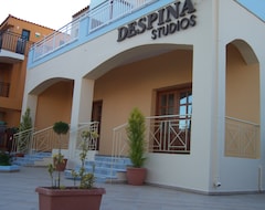Otel Despina Studios (Agia Marina, Yunanistan)