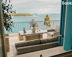 Toàn bộ căn nhà/căn hộ Waterfront Luxury Apartment (Fiskardo, Hy Lạp)