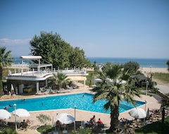 Hotel Anais (Paralia Korinou, Greece)