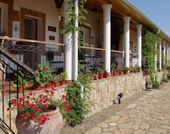 Khách sạn Country Club La Mesteceni (Sebeş, Romania)