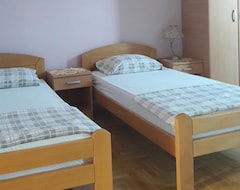 Entire House / Apartment Apartmani V&f (Vrnjačka Banja, Serbia)