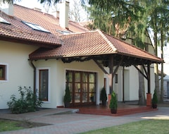 Khách sạn Cztery Pory Roku (Orneta, Ba Lan)