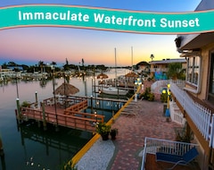 Otel Bayview Plaza Waterfront Resort (St. Pete Beach, ABD)