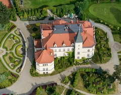 Khách sạn Pałac Brzeźno SPA&Golf Schlossgut Hotel (Prusice, Ba Lan)