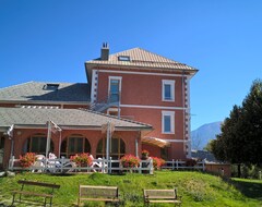 Khách sạn Les Dormillouses (Embrun, Pháp)