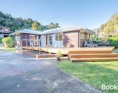Hele huset/lejligheden Woodills Wonderland - Akaroa Holiday Home (Akaroa, New Zealand)