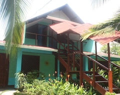 Khách sạn Chinitas Lodge (Tortuguero, Costa Rica)