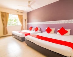 Khách sạn OYO 497 ESQ Ferringhi Hotel (Batu Ferringhi, Malaysia)