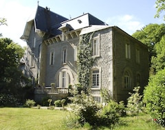 Nhà trọ Domaine du Lampy-Neuf (Saissac, Pháp)