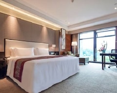 Hotel Howard Johnson Jinyi Chongqing (Chongqing, Kina)