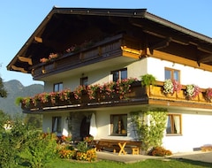 Hotel Greiderer Familie Greiderer Landhaus (Kössen-Schwendt, Austria)