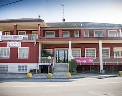 Khách sạn Il Torrese (Torre Beretti e Castellaro, Ý)